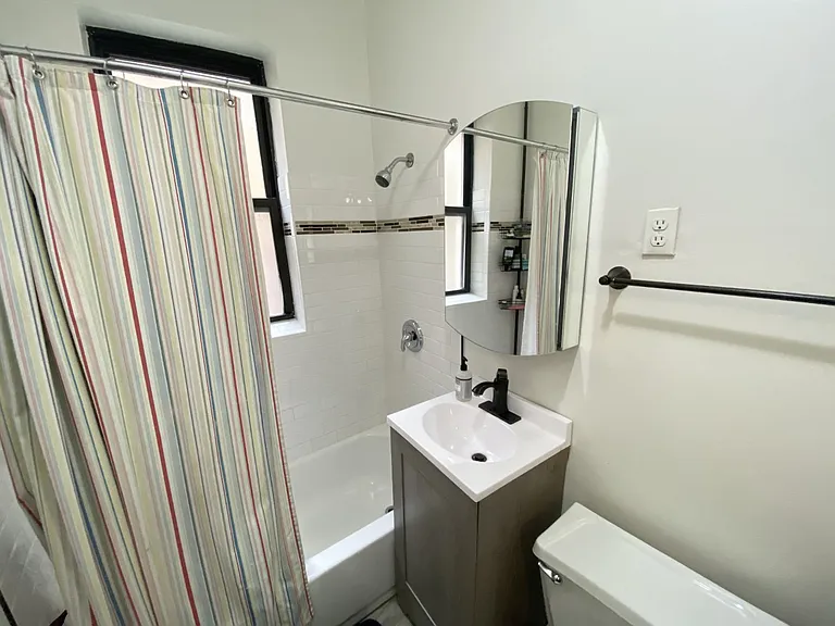724 W Waveland Ave #2S — Photo 15