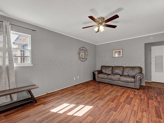 5th image of 5016 Leigh Ave