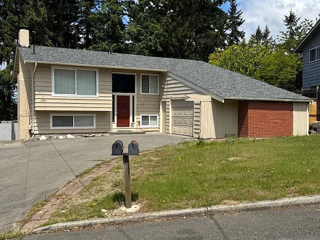 3226 S 291st St photo 1