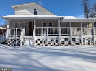 4803 Valley St, Alexandria, VA 22312