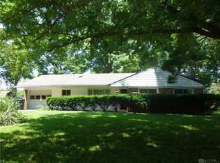 481 Willowhurst Dr, Dayton, OH 45459