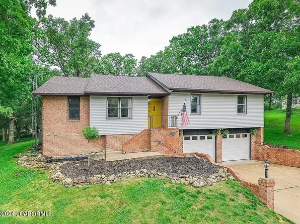 2312 Plymouth Rock Dr, Jefferson City, MO 65109