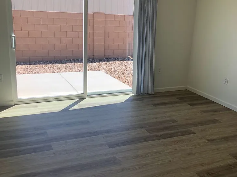 2389 S Clovis Pl — Photo 13