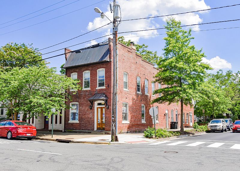 1st image of 200 S West St #2