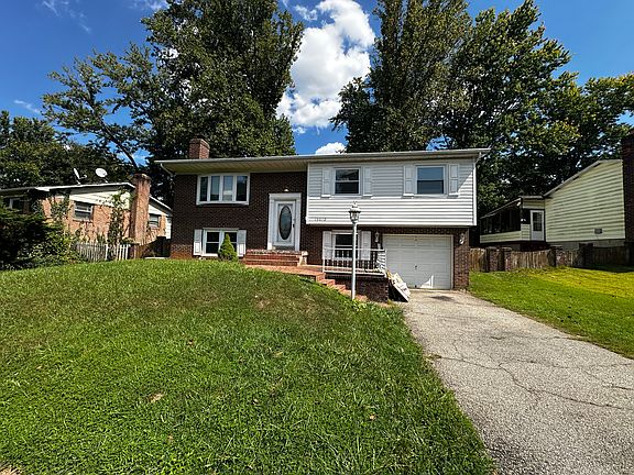 2nd image of 13612 Greenwood Dr