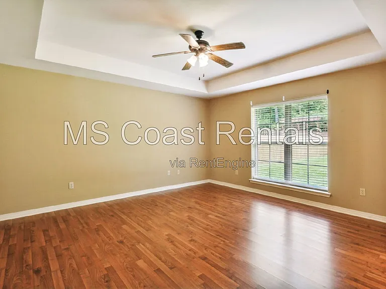 11523 Caroline Ct — Photo 15