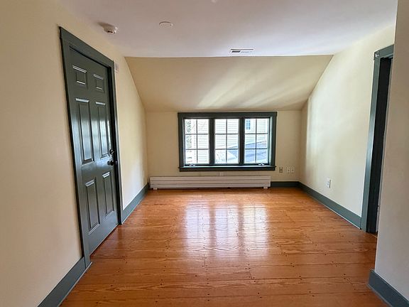 5th image of 130 South St
