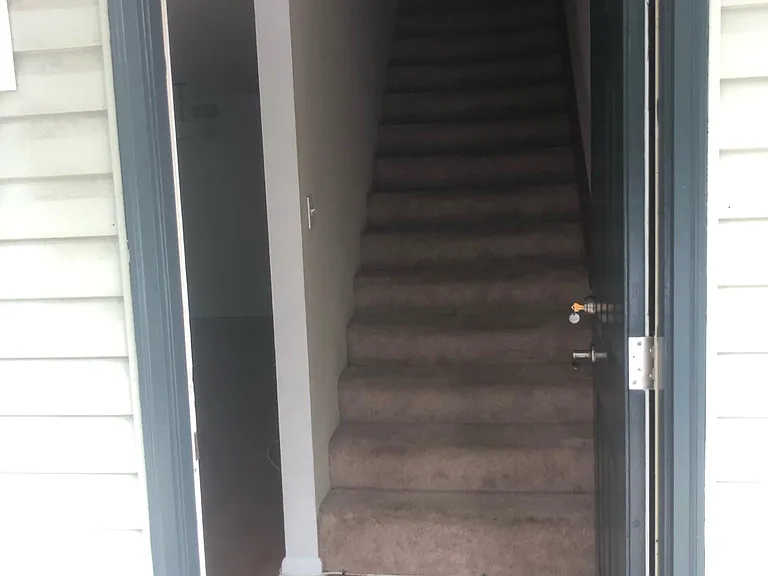 50 Marshland Rd — Photo 3