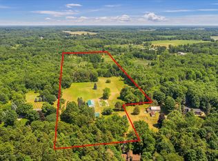 6188 Green Rd, Haslett, MI 48840