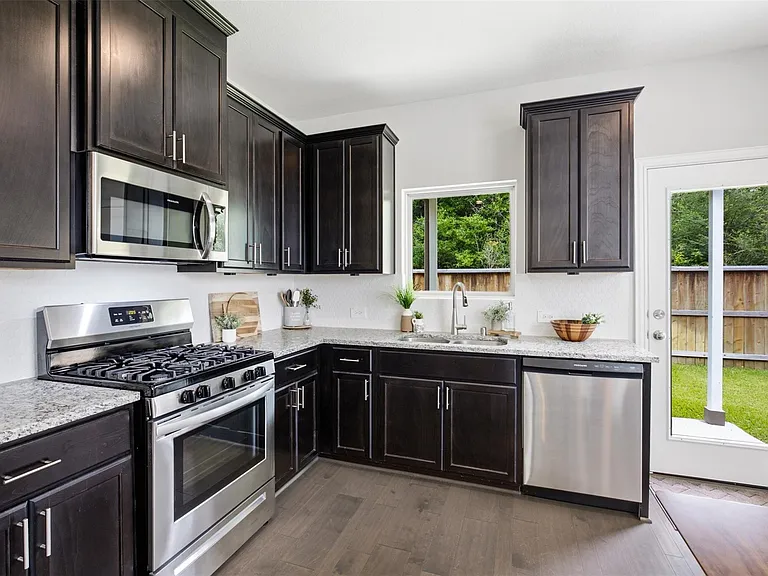168 Skybranch Dr — Photo 8