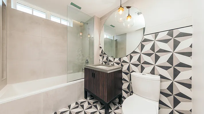 Rented by Nooklyn NYC LLC | media 77