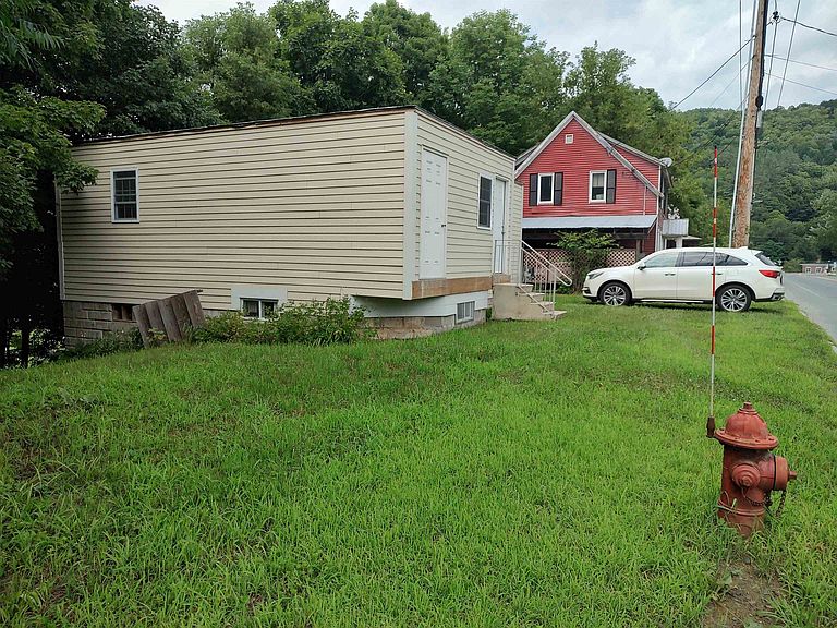 Listing photo 5