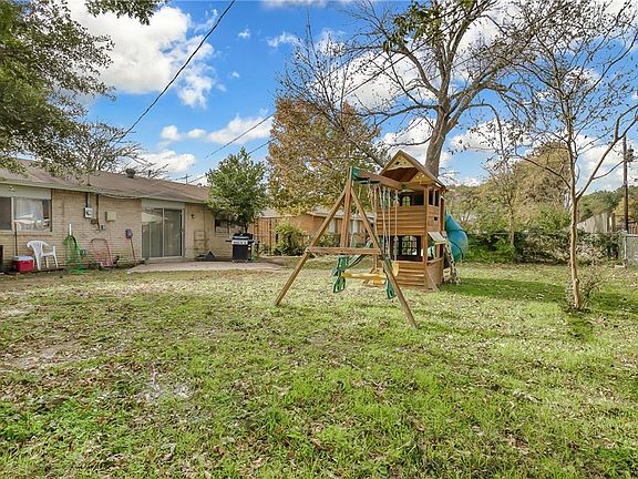 5th image of 4321 Cornell Dr