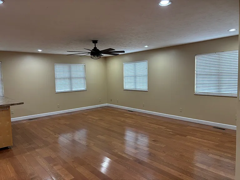 710 Forest Dr #710 — Photo 4