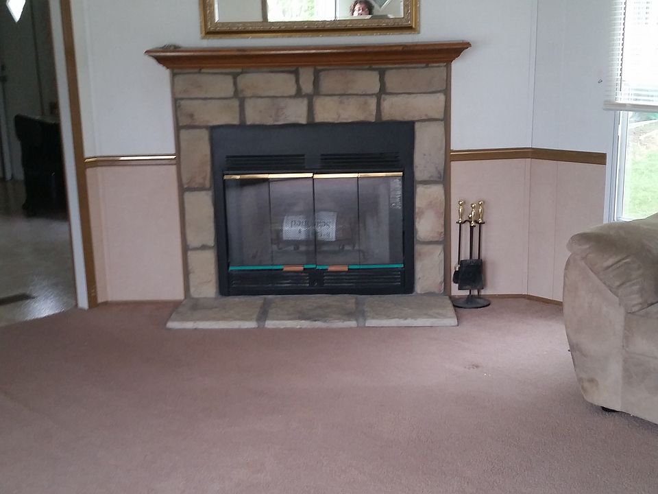 2nd image of 301 Westview Dr