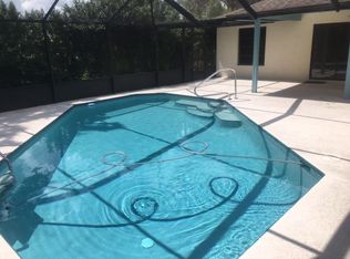 413 SE Whitmore Dr, Port Saint Lucie, FL 34984