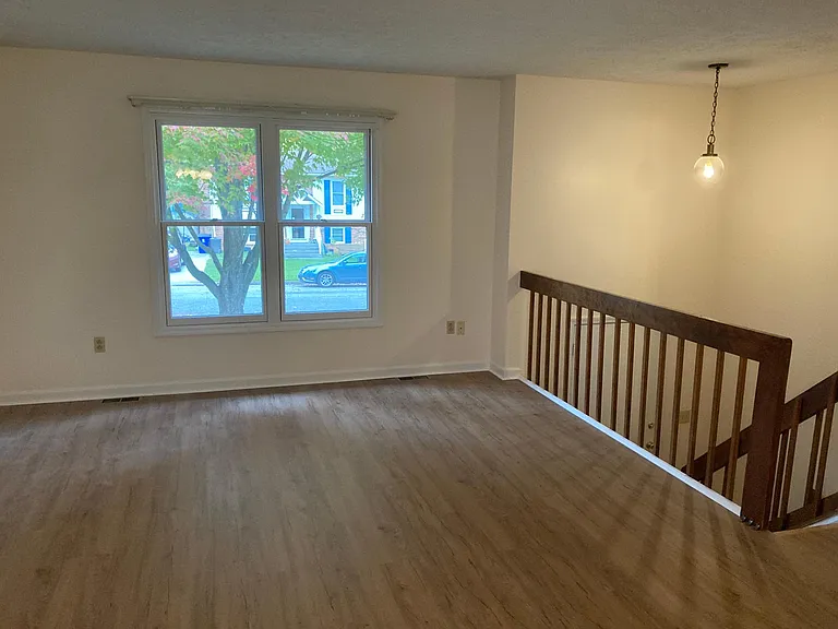 2510 Plymouth St — Photo 8