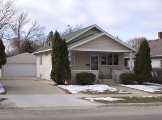 121 South St, Owatonna, MN 55060