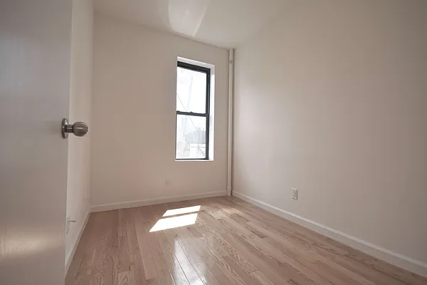 Rented by KYLM, LLC | media 14