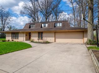 6009 Countess Dr, Fort Wayne, IN 46815