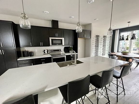 3rd image of 2122 N 147th Street #F