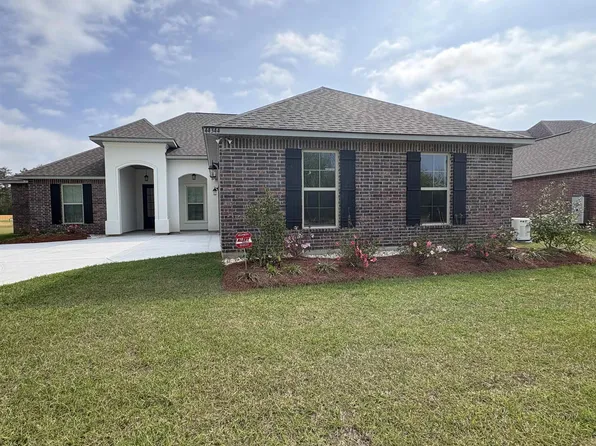 44344 Lake Wind Dr, Hammond, LA 70403