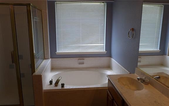 3rd image of 2122 Copperleaf Dr
