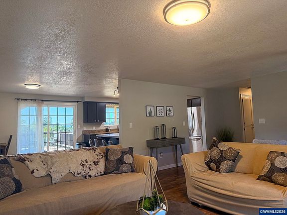 5th image of 6110 SE Yampo Rd