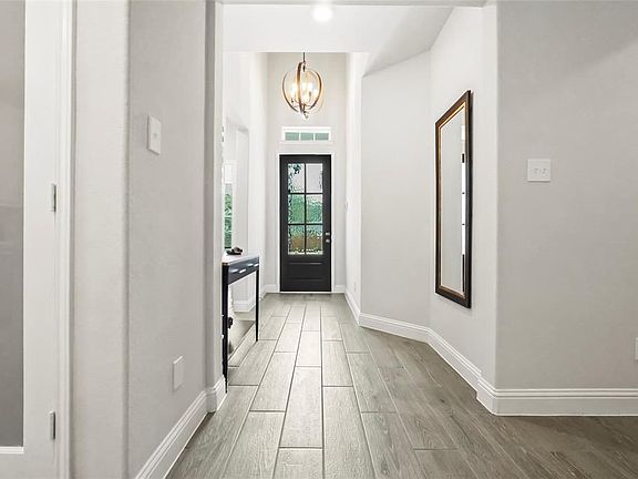 3rd image of 7315 Honey Creek Ln