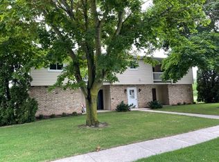 36 Baden Ave, Cedar Grove, WI 53013