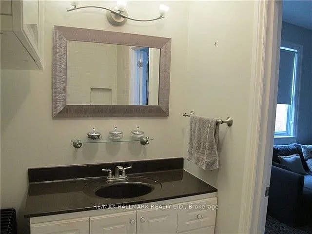 69 Bristol Ave — Photo 9