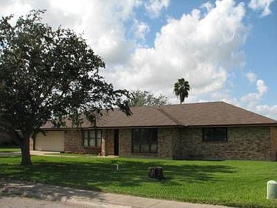 1st image of 106 Resaca Retreat Dr