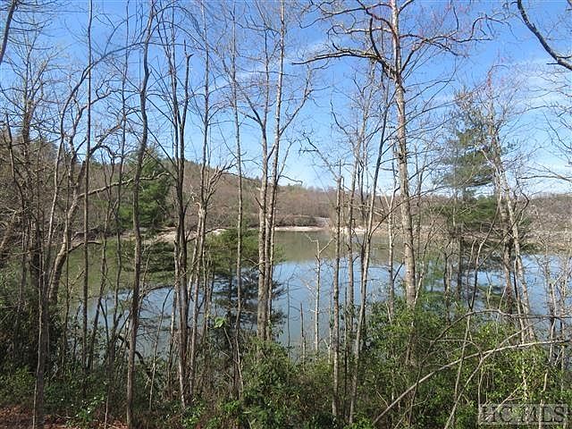 2nd image of 561 Vess Owen Rd