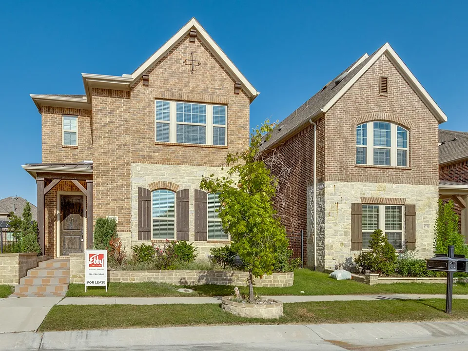 6739 Palo Duro Dr