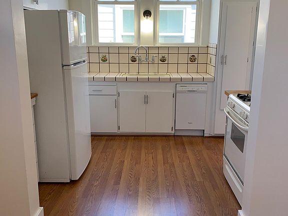 5th image of 3050 Fillmore St #A
