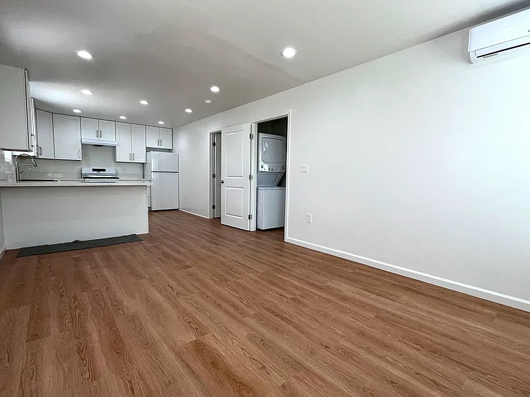 3913 San Lorenzo Ct #1 — Photo 10