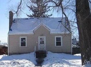 904 174th St, Hammond, IN 46324