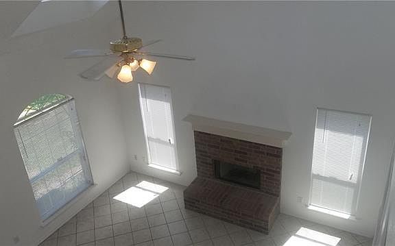 5th image of 4300 Kelly Hill Dr