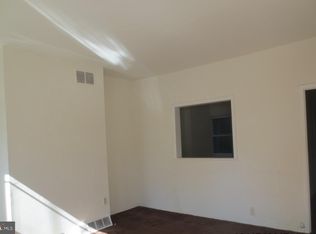 2003 Fitzwater St, Philadelphia, PA 19146
