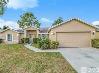 715 Reflections Dr, Winter Haven, FL 33884