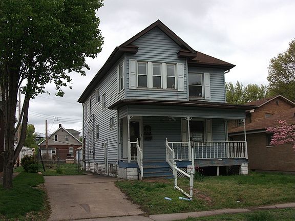 2nd image of 2404 Grand Ave
