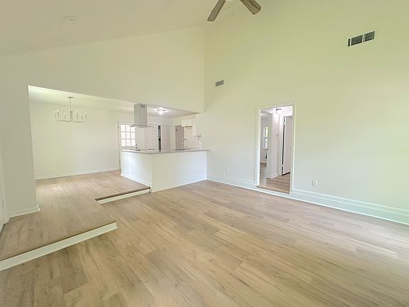 2nd image of 17235 Terrance Ave