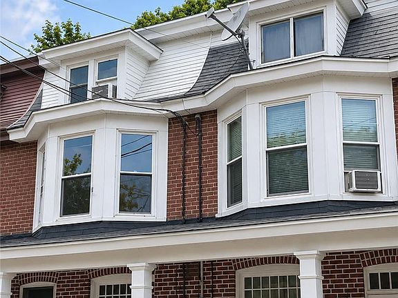 2nd image of 105 W Rowe St #A