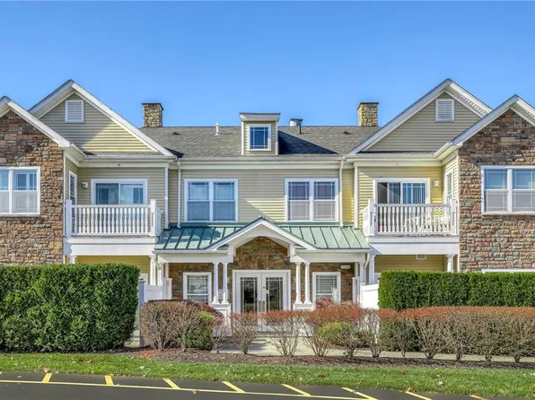 1203 Views Way, Pomona, NY 10970
