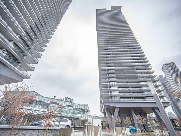 4730 Lougheed Hwy #4802, Burnaby, BC V5C 0M9