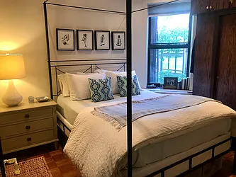 Rented by Bond New York