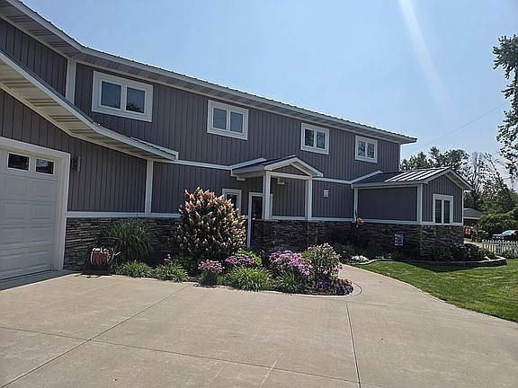 2nd image of 382 N Linwood Beach Rd