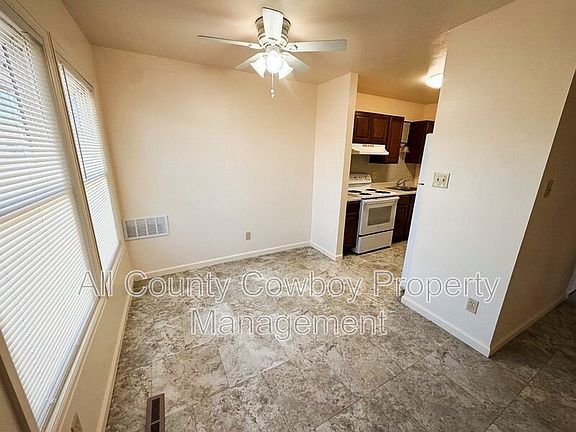3rd image of 212 Norma Ct