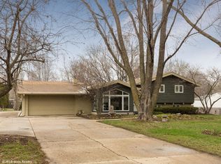 1509 Ashworth Rd, West Des Moines, IA 50265