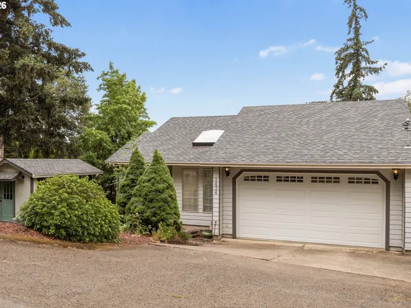 1434 SE Kane St, Roseburg, OR 97470